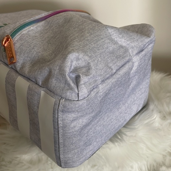 Adidas Santiago 2 Lunch Bag Grey white stripe zip insulated bag NEW OS - Picture 7 of 9